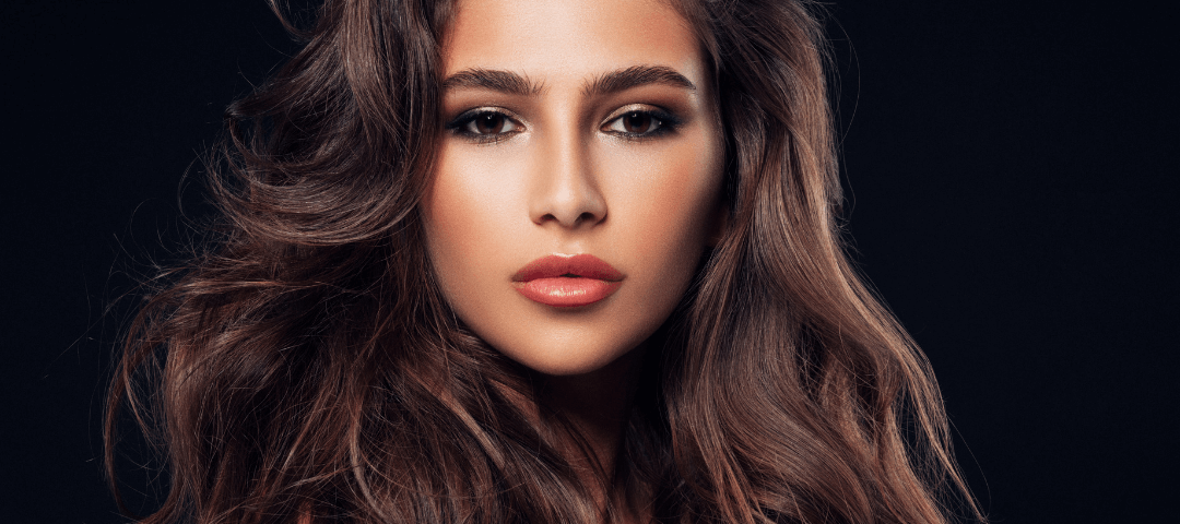 Warren Tricomi hair salons in NYC and beyond offer hair extensions services.